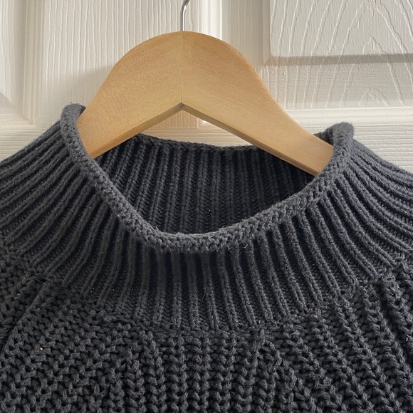 J. Crew Women’s Black Relaxed Rollneck 100% Cotton Knit Sweater Size Medium - Picture 5 of 13